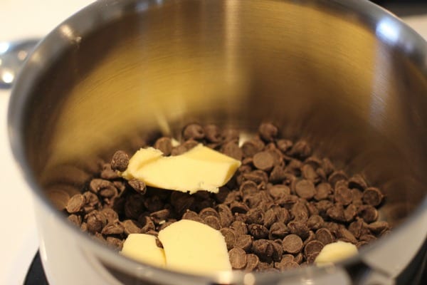 Chewy Chocolate Fudge Pie