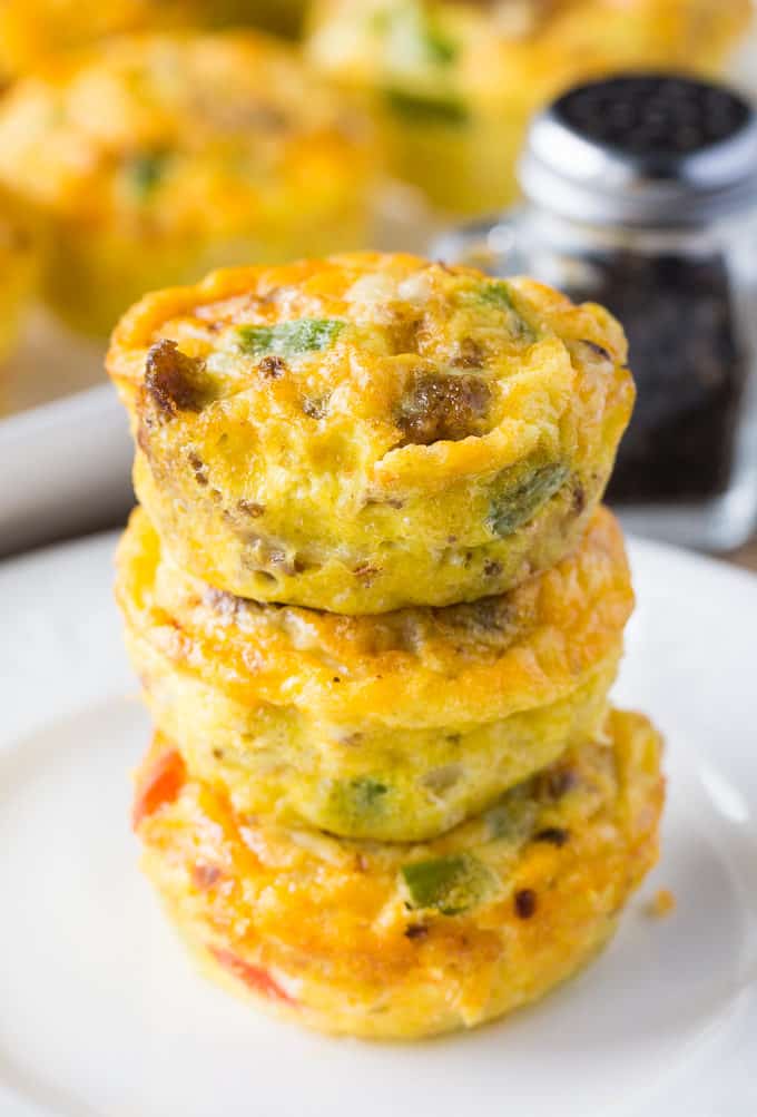 Spicy Egg Muffins - Prepare for a flavour explosion! This bite-sized breakfast packs a spicy punch and is super easy to whip up.