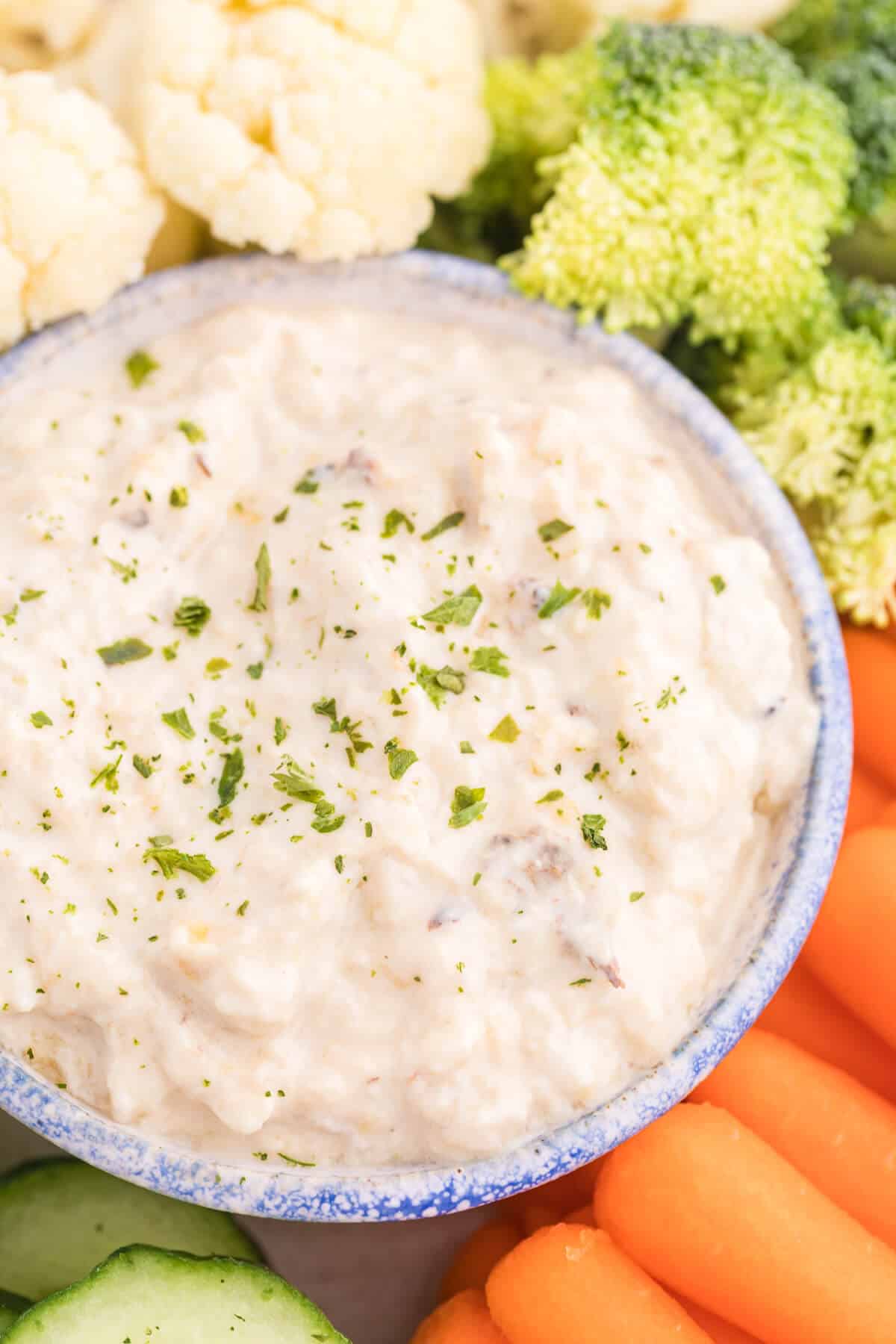 Grilled Eggplant Dip Recipe - An easy and healthy appetizer perfect for parties! Eggplant is grilled to perfection and added to a creamy lemon garlic yogurt based dip. Serve with fresh veggies or crackers.