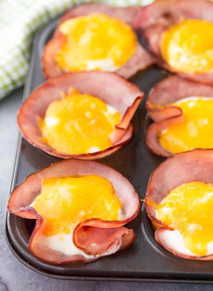 Ham & Eggs in a Muffin Tin - Savory and filling, this low carb breakfast recipe is a great make-ahead option for busy mornings.