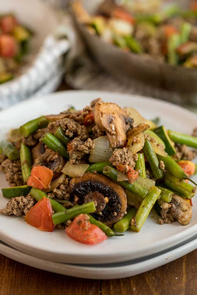 Garden Vegetable Beef Skillet - Garden Vegetable Beef Skillet Recipe - a one pan meal made with fresh veggies, spices and ground beef!