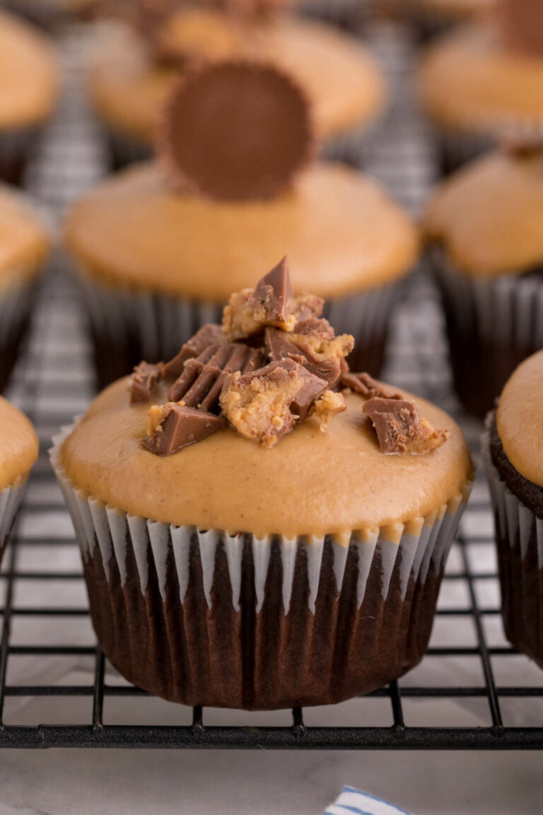 Reese’s Peanut Butter Cupcakes