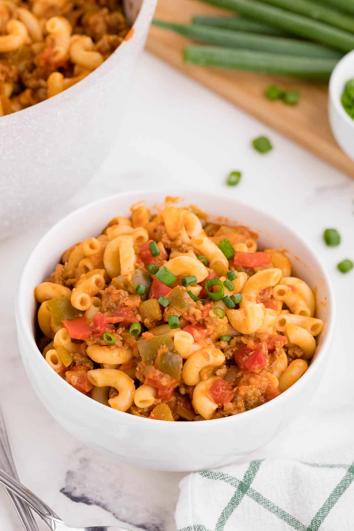 A white bow of beef taco pasta.