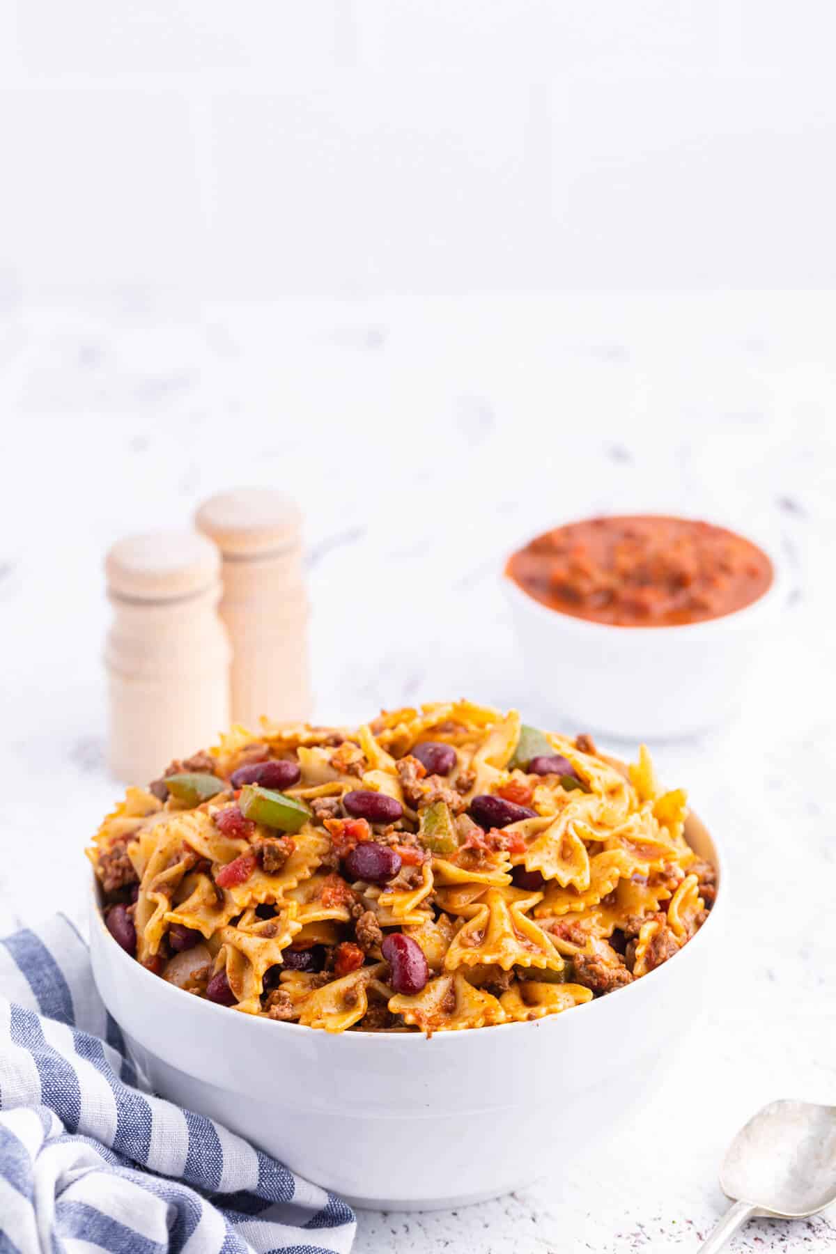 Chili Pasta Salad in a bowl.