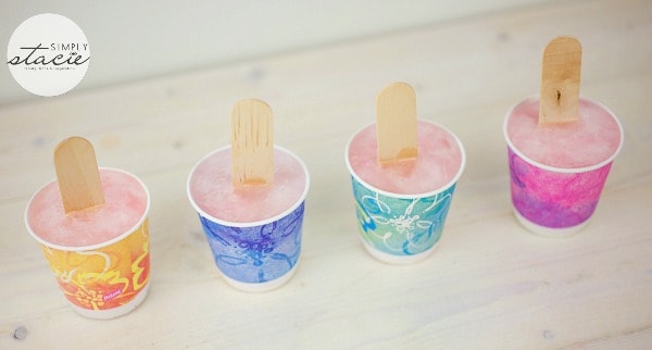 Pink and White Striped Popsicles - A sweet way to keep cool this summer!