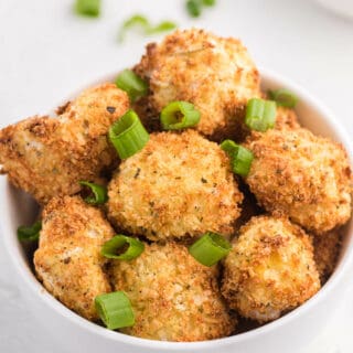 Air Fryer Cauliflower Bites - Get your kids to eat their veggies! Air fried cauliflower that's the perfect side dish or appetizer for dipping.