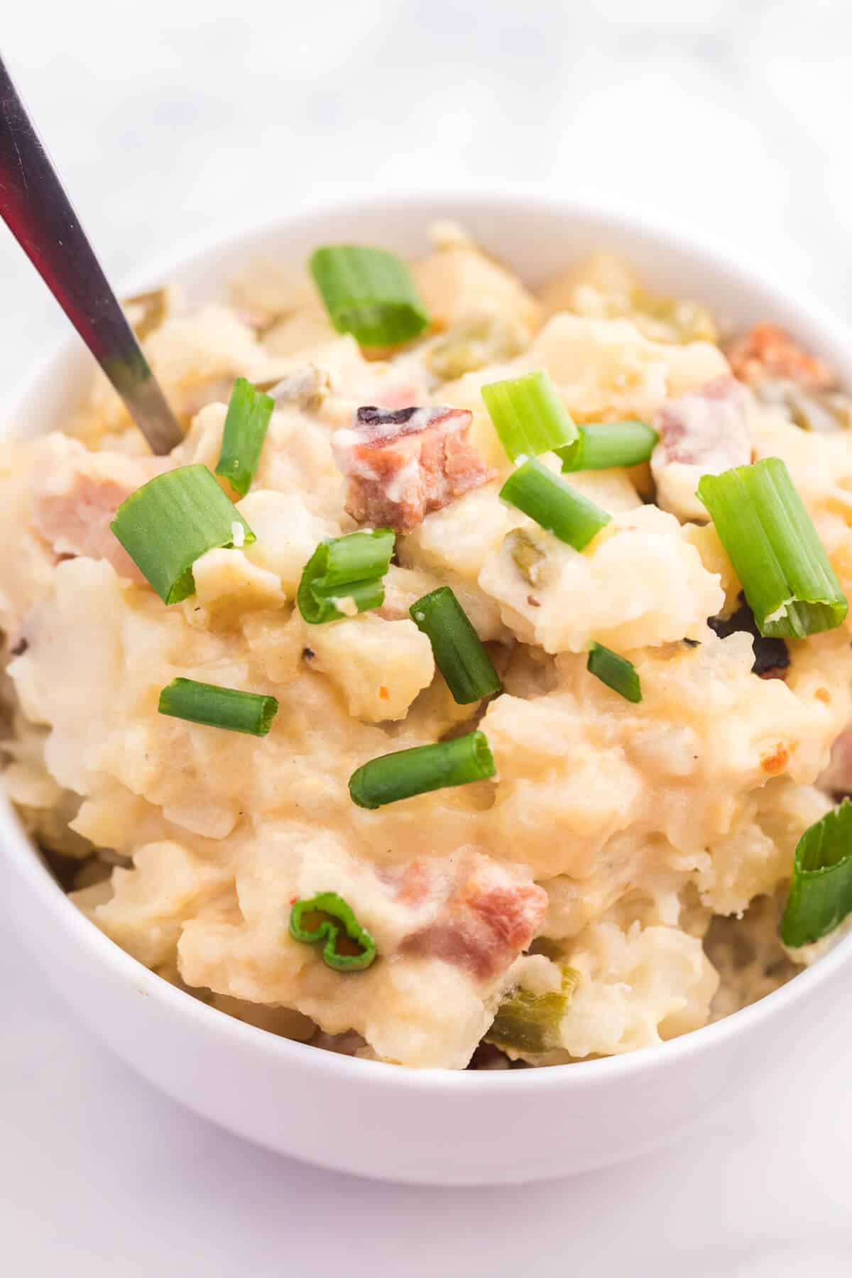 Slow Cooker Ham & Potato Hash - Creamy potatoes, salty ham and veggies make a winning recipe my family loves!