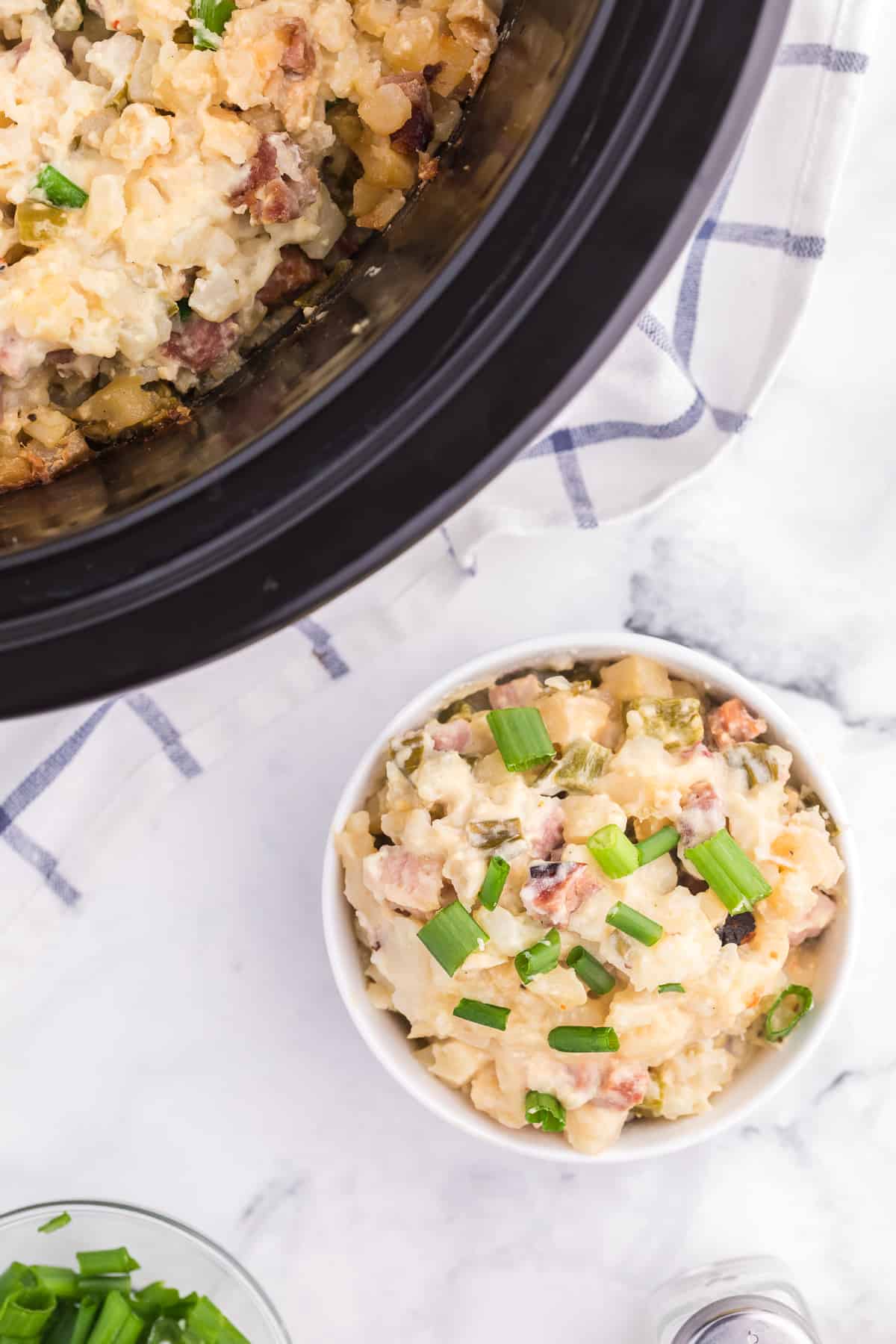 Slow Cooker Ham & Potato Hash - Creamy potatoes, salty ham and veggies make a winning recipe my family loves!