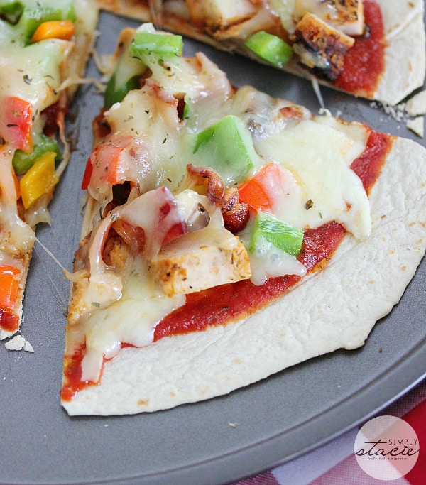 Chicken & Bacon Pizza Quesadilla - Put an Italian spin on this open-faced quesadilla. This super easy recipe is one your family will crave again and again!