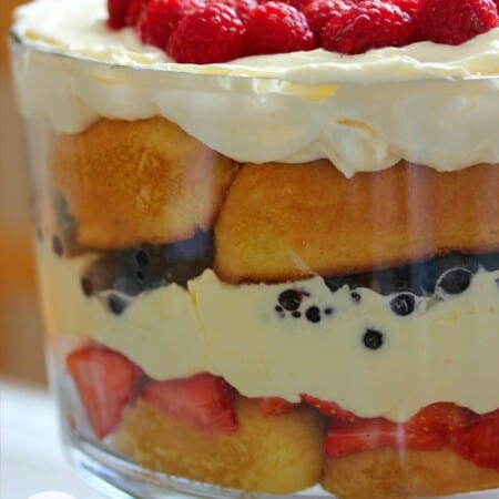 Berry Cheesecake Trifle