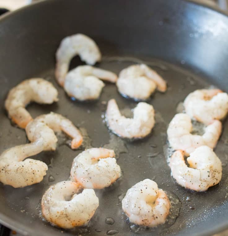 Garlic Shrimp with Chilli Pesto Pasta - Fresh, healthy and delicious dinner recipe.