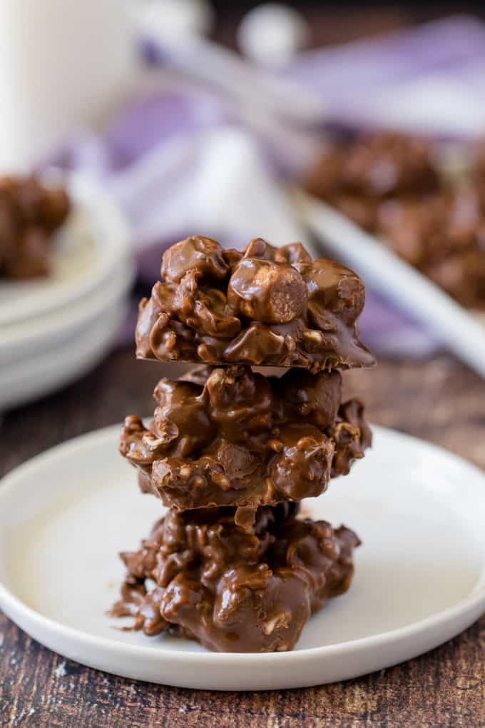 Rocky Road Bites - No-bake dessert alert! These sweet kitchen sink treats are covered in peanut butter PLUS chocolate and filled with gooey marshmallows and a crunchy surprise.