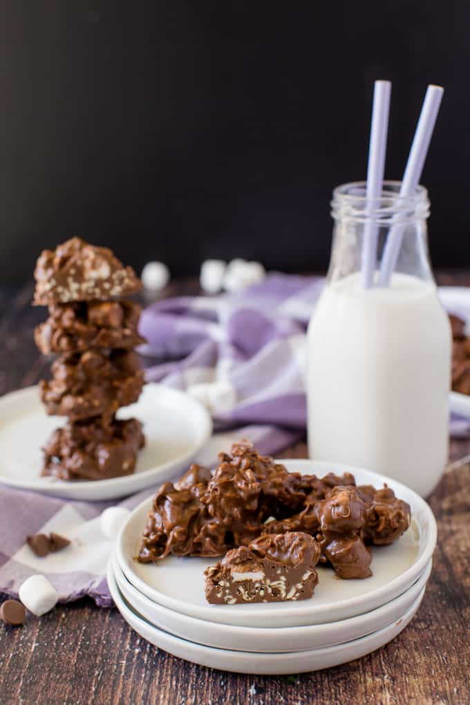 Rocky Road Bites - No-bake dessert alert! These sweet kitchen sink treats are covered in peanut butter PLUS chocolate and filled with gooey marshmallows and a crunchy surprise.