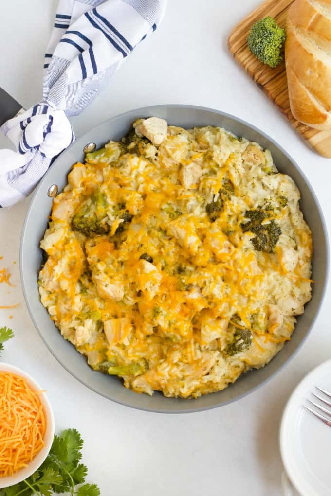 One-Pot Chicken & Broccoli Rice - This is an easy weeknight dinner that you will love whipping up! Tender chicken, creamy rice and broccoli in every single bite. Ready in less than 30 minutes.