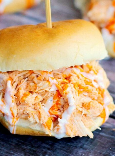 Slow Cooker Buffalo Chicken Sliders