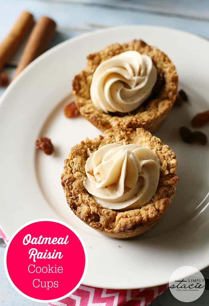 Oatmeal Raisin Cookie Cups - These bite-sized cookie cups are perfect for parties! Topped off with cream cheese frosting, they're an oatmeal raisin dream.