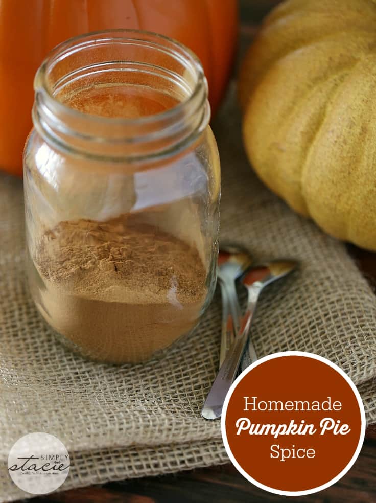 Homemade Pumpkin Pie Spice - Why buy when you can make your own? This homemade pumpkin pie spice recipe is frugal, easy and perfect to flavor your favorite pumpkin desserts!