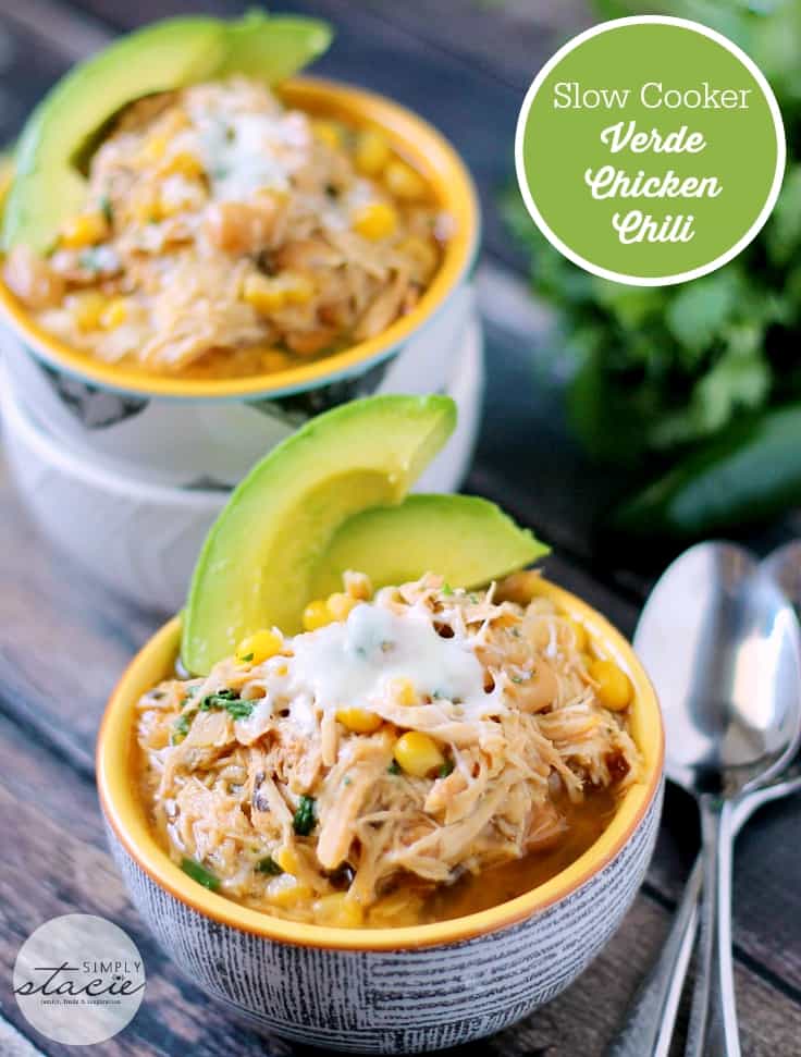 Slow Cooker Verde Chicken Chili Recipe - The best white chili recipe ever! Let the corn, cannellini beans, jalapeño, and yummy chicken simmer all day in the Crockpot for a perfect busy weeknight meal.