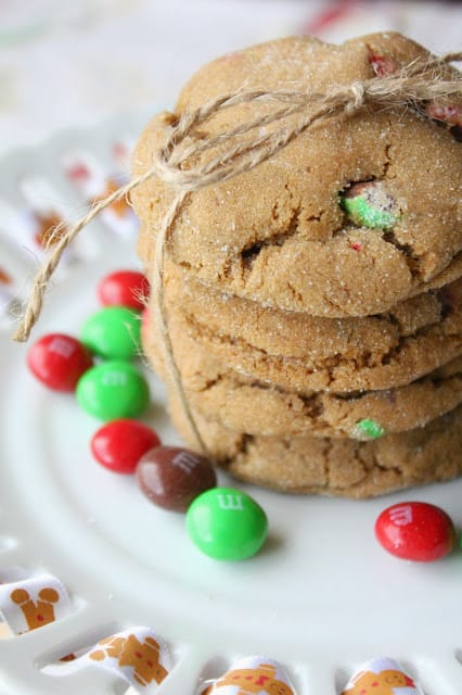 20 Festive Gingerbread Desserts - Gingerbread desserts are so much more than cookies! Think above and beyond tradition with this list of 20 festive recipes.