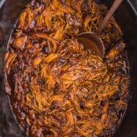 Slow Cooker Cranberry Chicken - Tender chicken breasts slow cooked with a sweet & savoury cranberry sauce flavoured with ginger and allspice.