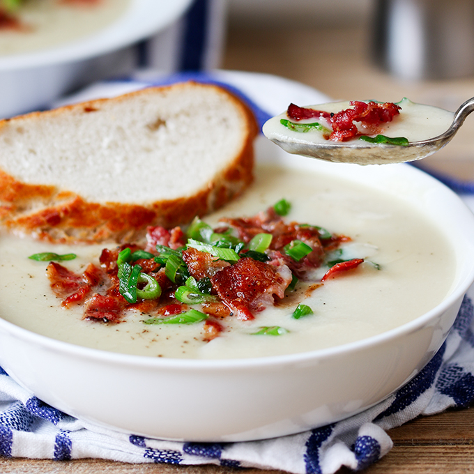 Cauliflower Soup with Bacon {So creamy!} - Simply Stacie