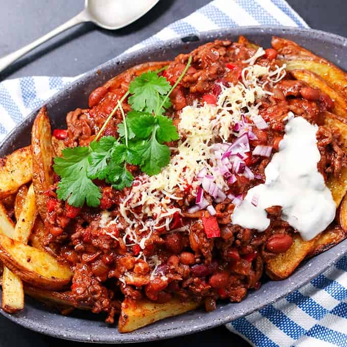 A platter of chili cheese wedges.