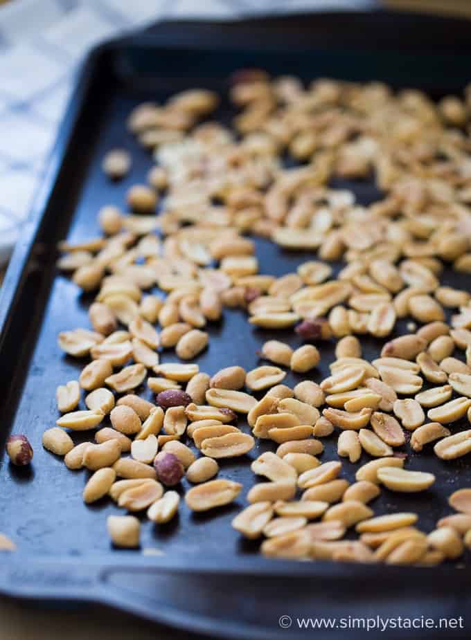 How to Toast Nuts - Have you wondered how to toast nuts? Check out these three easy ways using your microwave, oven and stove for perfect nuts every time!