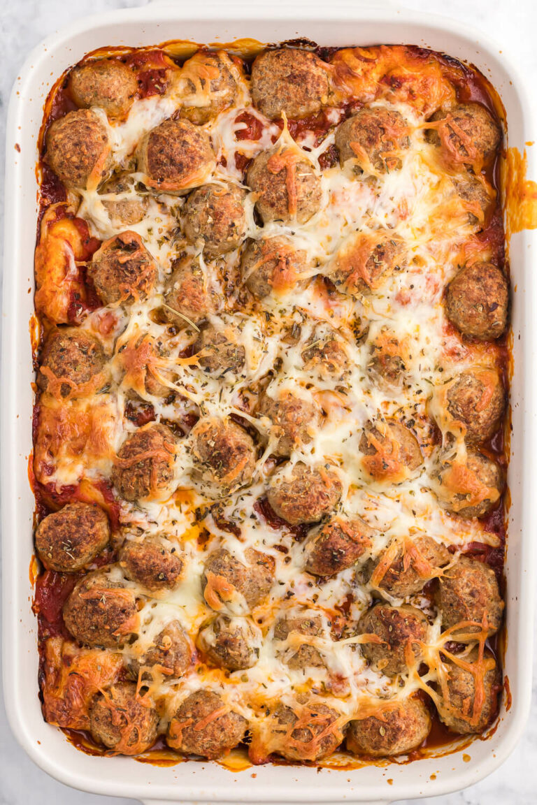 Meatball Sub Casserole - Made with convenient ready-made ingredients, this casserole tastes just like a meatball sub from your favourite sub shop!