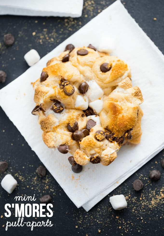 Mini S'mores Pull-Aparts - More s'mores please! These mini pull-apart desserts are quick and easy with ready-made dough. Only 4 ingredients!