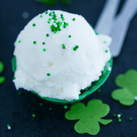 St. Patrick's Day Candy Cups