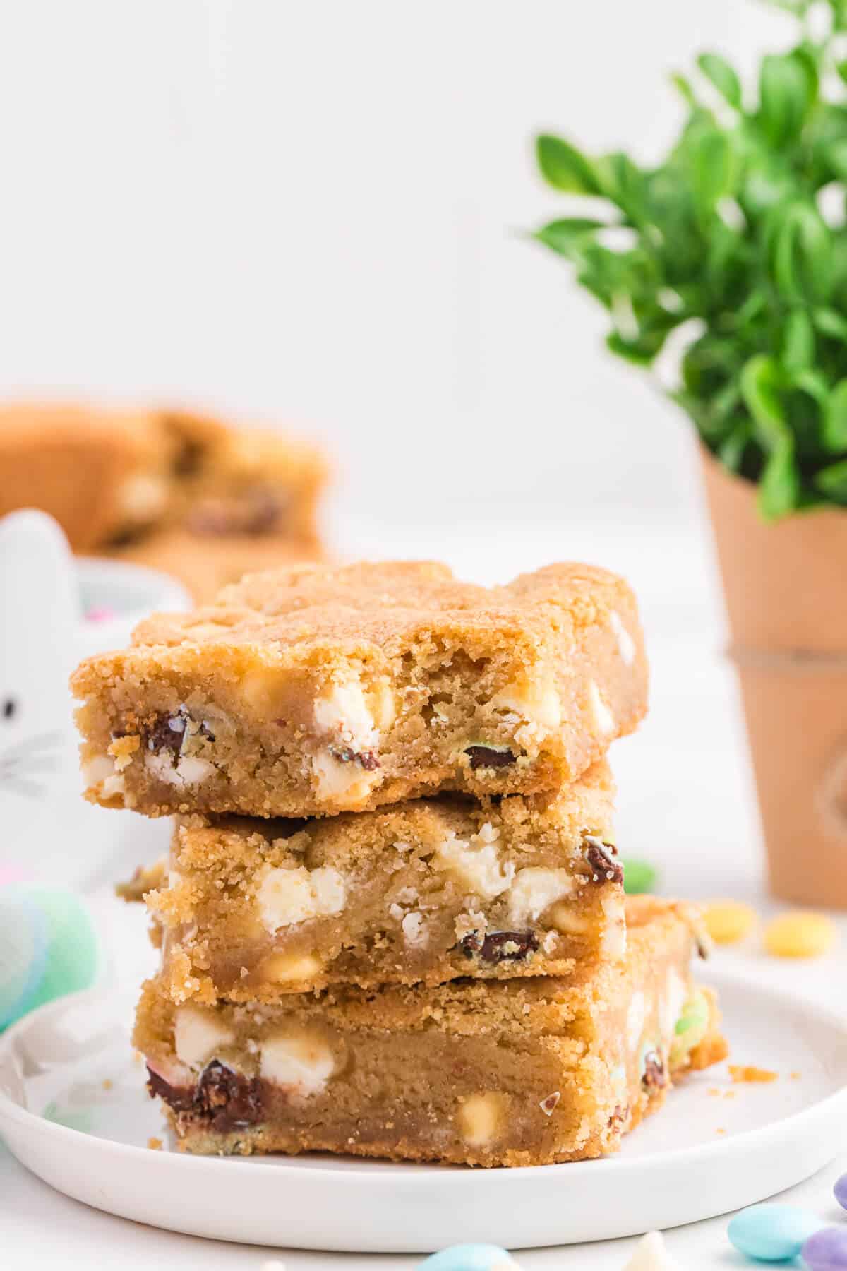 A stack of spring cookie bars.