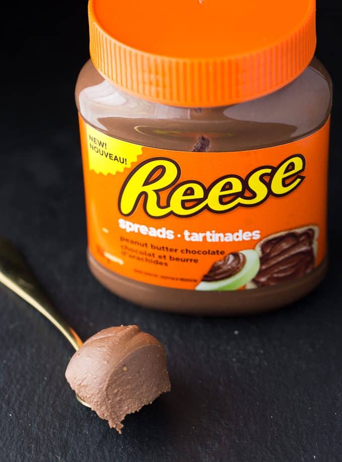Reese Cheesecake - So creamy, smooth and full of delicious chocolate peanut butter flavour! Each bite is a little bit of cheesecake heaven.
