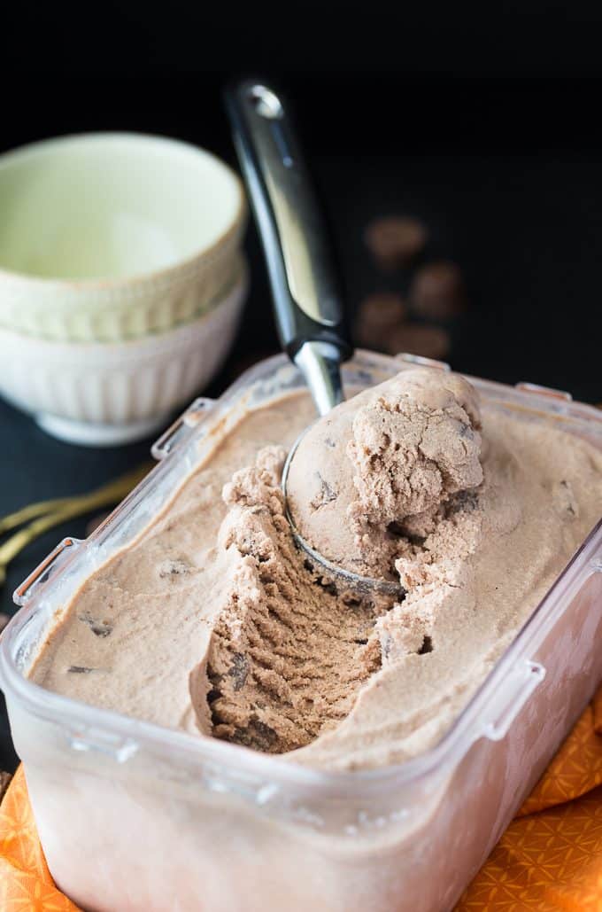 Reese Ice Cream - Peanut butter and chocolate lovers rejoice! This easy ice cream tastes as good as store bought.