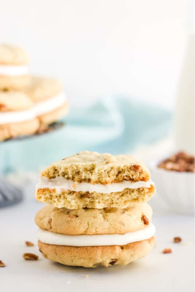 Pecan Cookies with Cream Cheese Filling - Think sugar cookies with a decadent nutty flavour and rich, smooth cream cheese frosting.