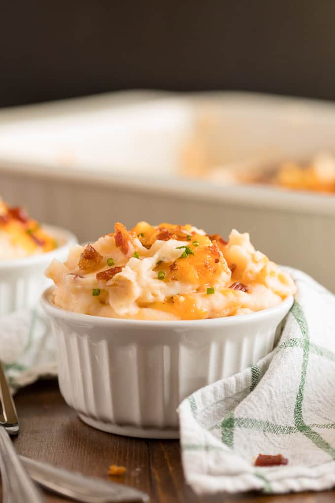 Twice Baked Potato Casserole - Far less labour intensive than traditional twice-baked potatoes, but with all the cheese, bacon and green onion flavours you love. This side dish pairs well with everything!