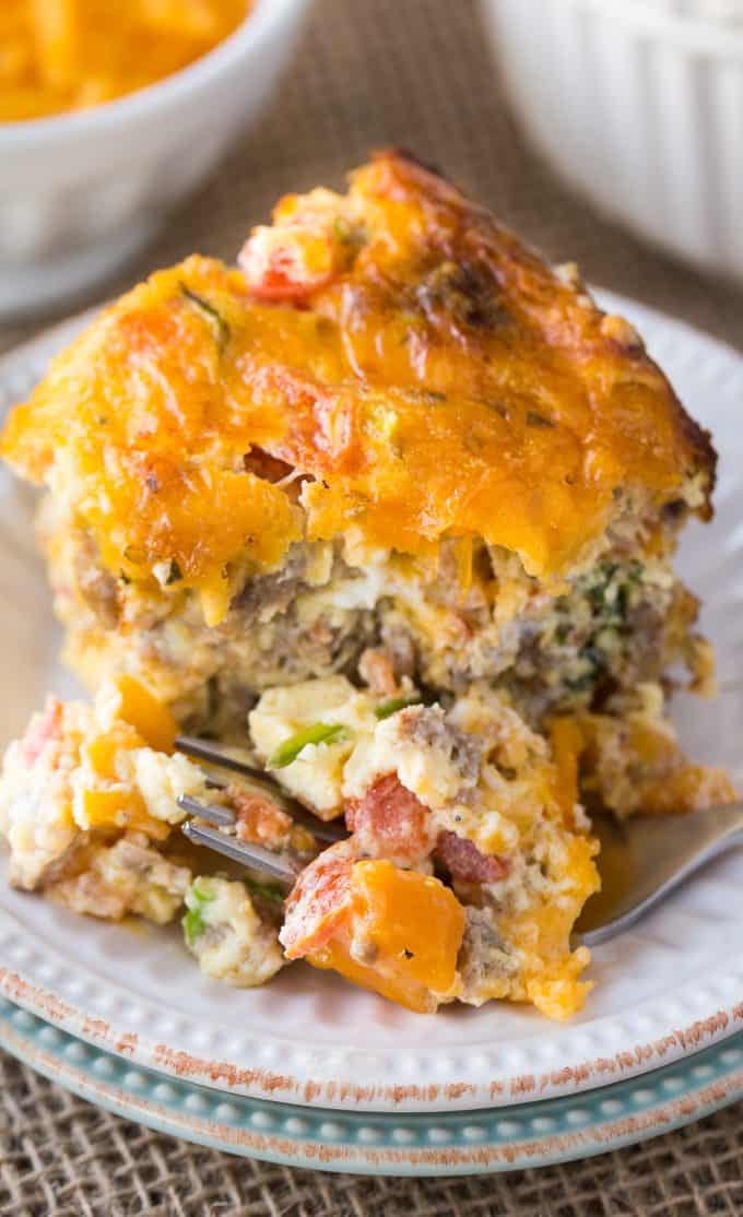 Sausage & Butternut Squash Breakfast Casserole - Butternut squash for breakfast? Yes! This sausage-laden breakfast casserole is a delicious twist on a traditional breakfast casserole.