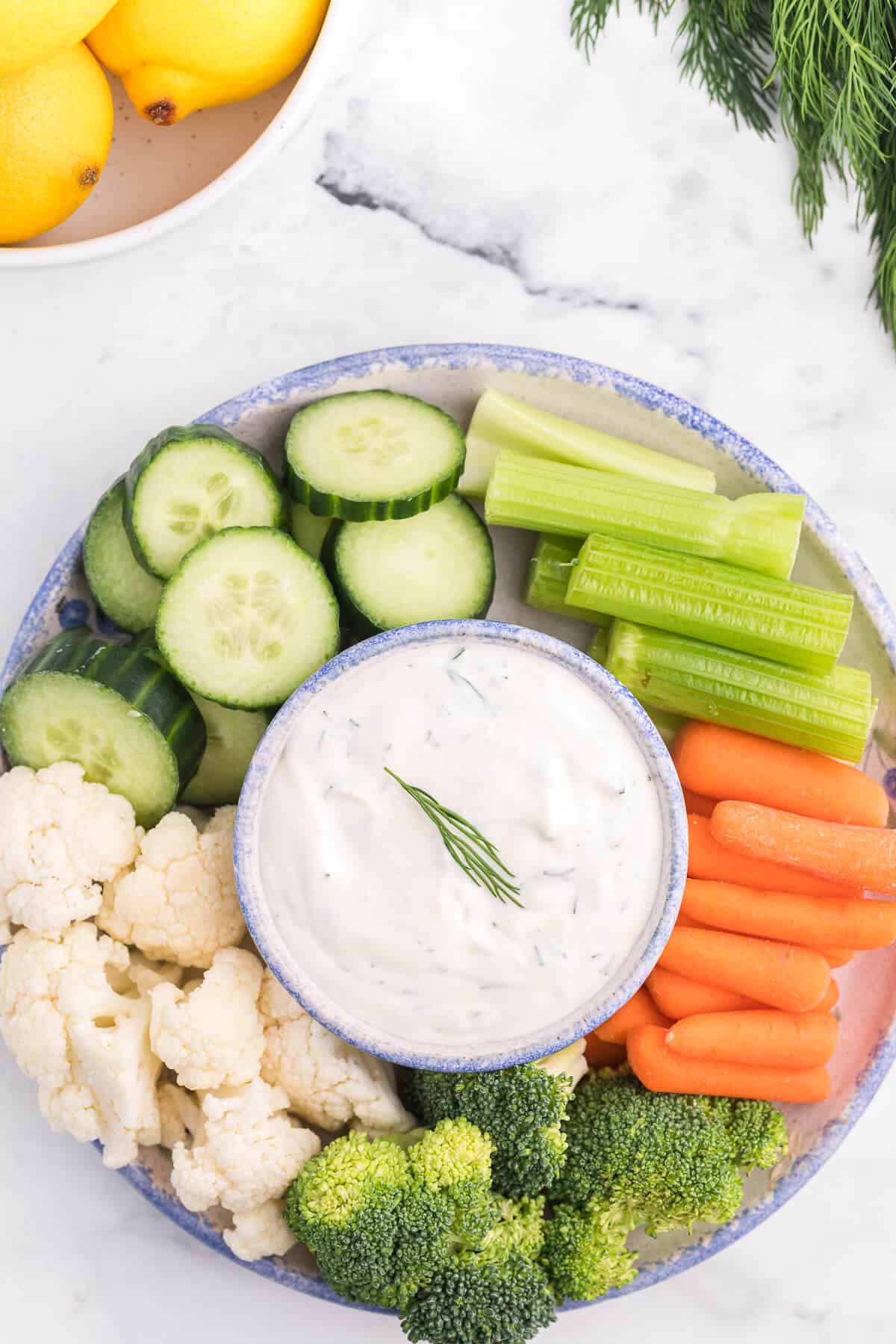 Lemon Dill Dip - Creamy with a hint of tang and fresh dill flavour. You are going to love eating this one with some fresh veggies!