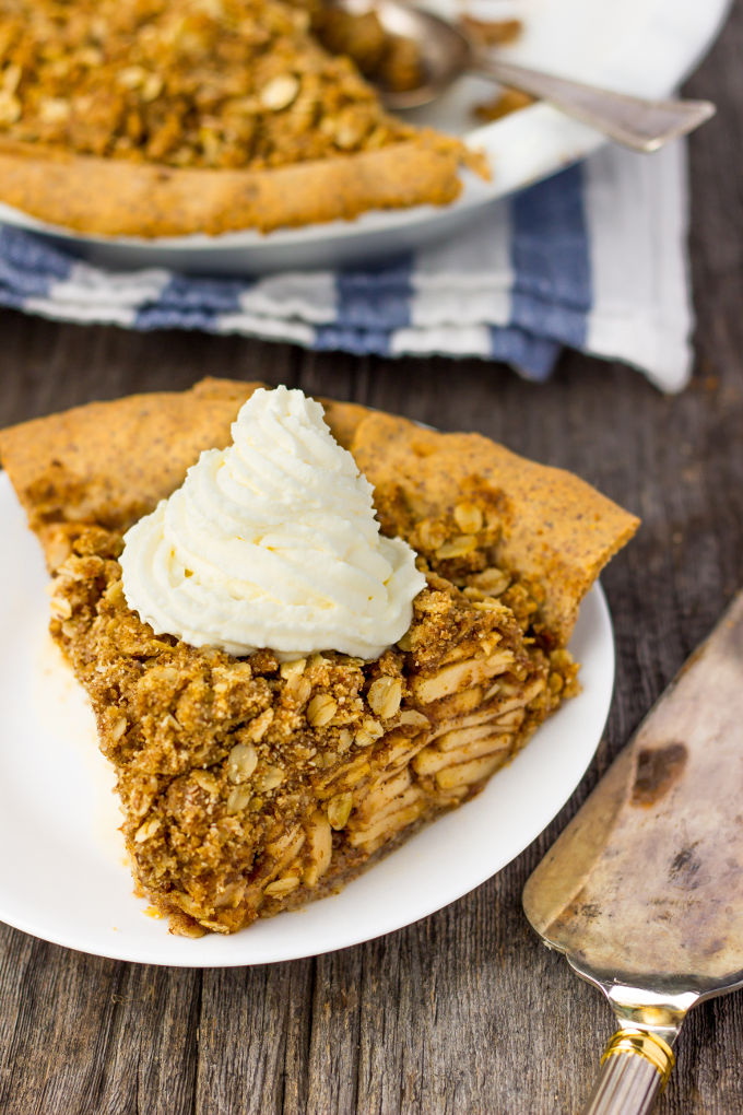Deep Dish Apple Pie with Crumb Topping - The perfect fall dessert. This easy to make and 100% healthy dessert is made of 100% real food ingredients. It is gluten-free, vegan, dairy-free, flourless, egg-free and full of flavor!