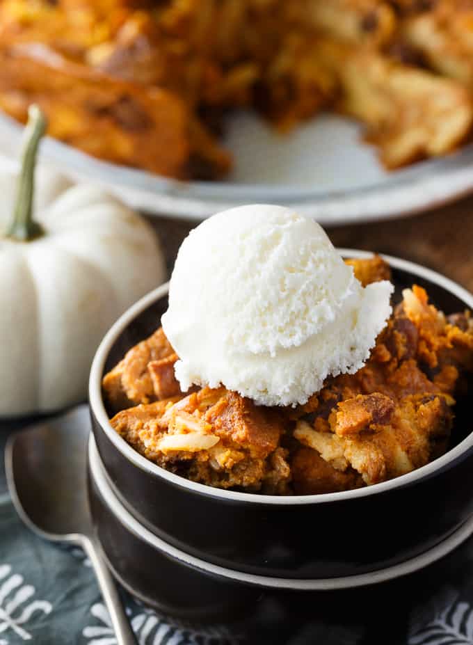 Pumpkin Bread Pudding - Creamy, smooth and full of luscious pumpkin flavour! This simple bread pudding will become an instant family favourite.Â