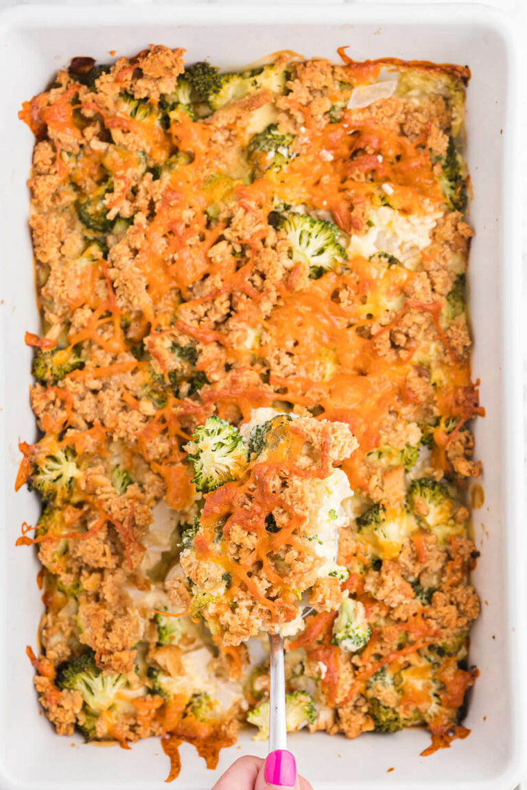 Chicken and Broccoli Casserole - This casserole is a great way to use leftover chicken. Combined with the broccoli and cheese, it is a family-pleasing main dish, served along side a salad.