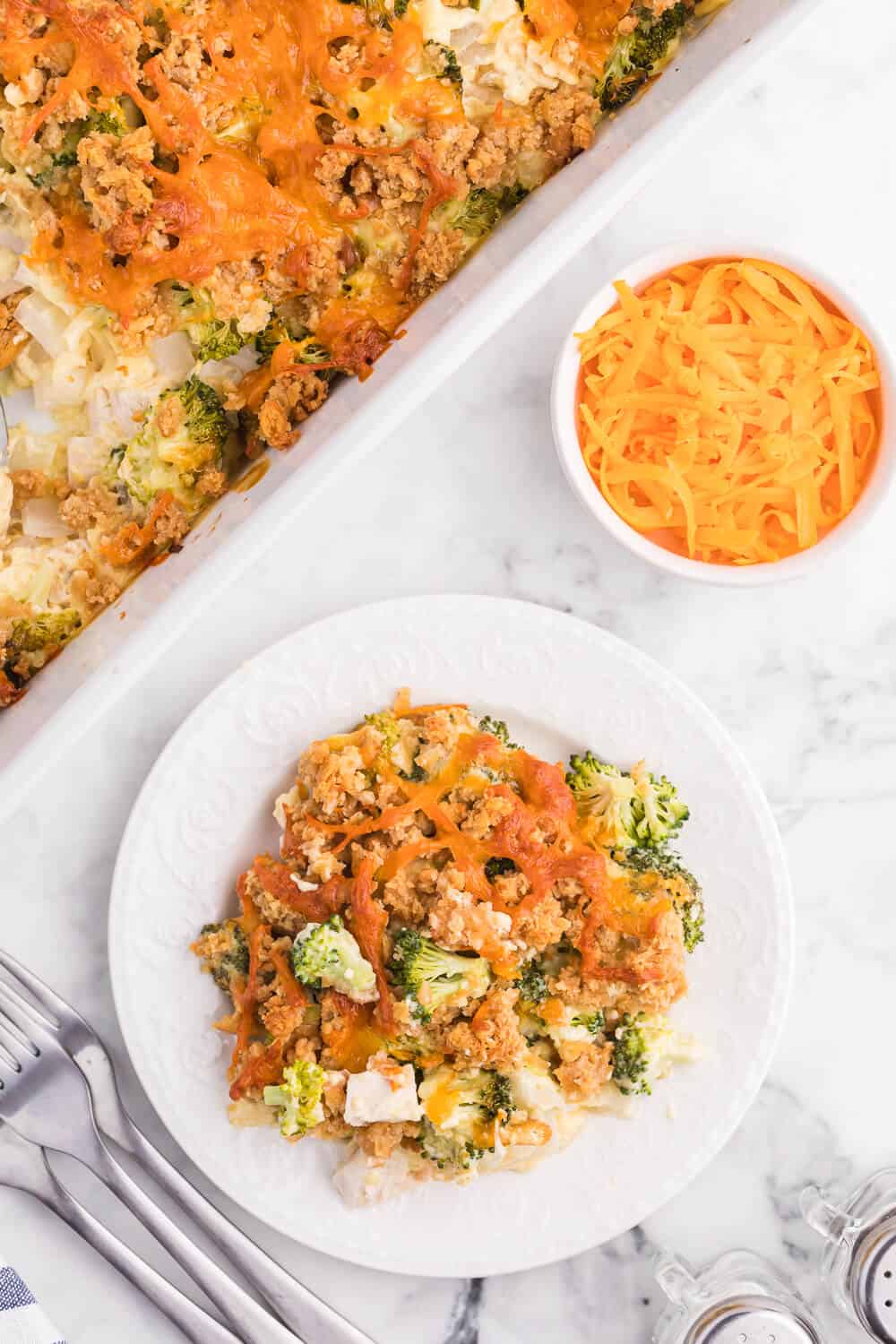 Chicken and Broccoli Casserole - This casserole is a great way to use leftover chicken. Combined with the broccoli and cheese, it is a family-pleasing main dish, served along side a salad.
