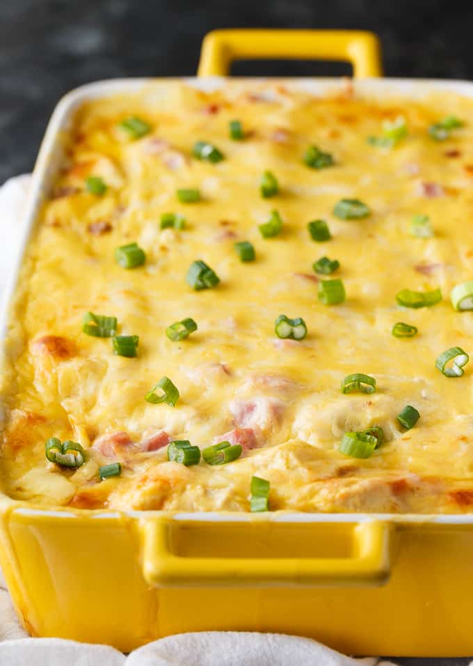 Chicken Cordon Bleu Casserole - This recipe brings all the classic flavours of Chicken Cordon Bleu without the fuss! It's the perfect way to use leftover chicken, and when paired with Swiss cheese and bread, it is a comforting, easy and delicious meal.