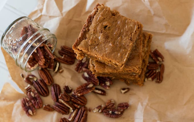 Penuche Squares - Delicious Southern dessert! Top with powdered sugar for a beautiful baked bar.