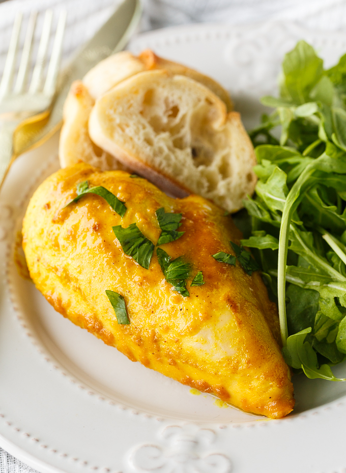 Honey Curried Chicken - The best vintage dinner recipe! Dress up your chicken breasts in a sweet and savory curry sauce with a little kick.