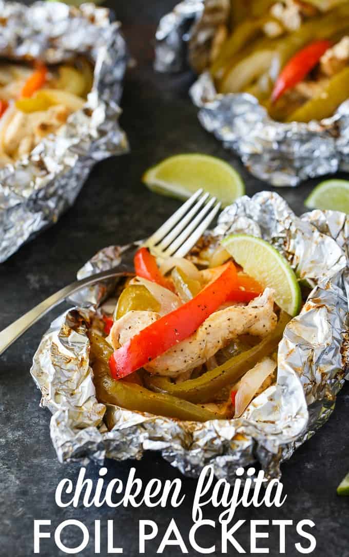 Chicken Fajita Foil Packets - Flavor packed and low carb! This easy grilling recipe is made with tender chicken, peppers and onions seasoned with the yummy tastes of fajitas.