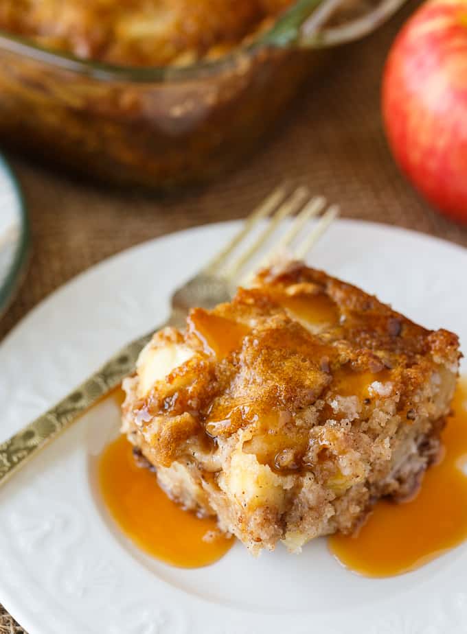 Nobby Apple Cake - An easy vintage cake recipe packed fully of apple chunks, spices and walnuts. Perfect for fall!