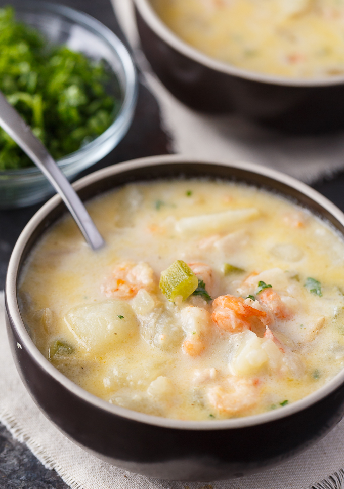 Shrimp Chowder - If you like Clam Chowder, you are going to LOVE this easy Shrimp Chowder recipe. It's even better! Creamy and packed full of shrimp, potatoes, spices and cheese.