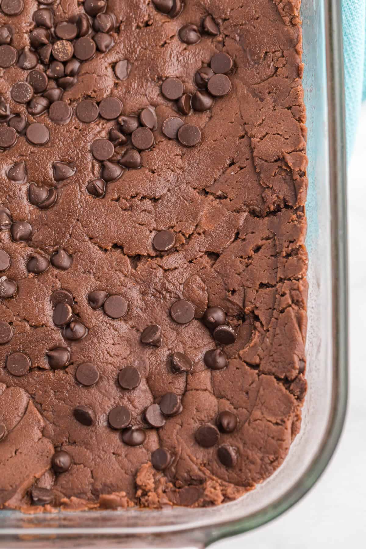 Chocolate Cake Batter Fudge - This easy fudge recipe is no bake and made with a box of cake mix. Each bite is rich and fudgy!