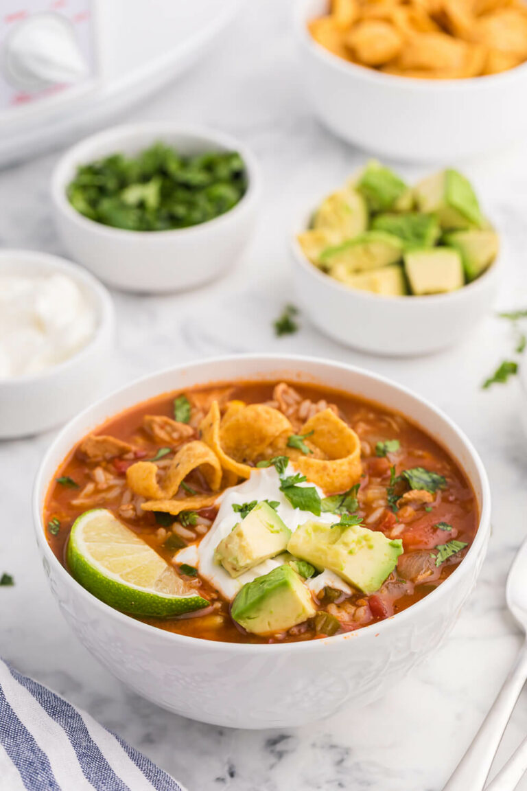 Slow Cooker Southwest Chicken & Rice Soup