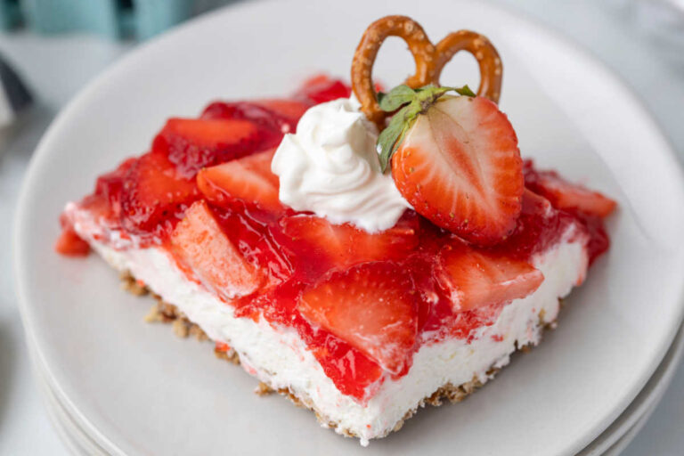 Strawberry Pretzel Salad